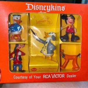 NEW-RARE 1960’s DISNEYKINS RCA VICTOR MARX PREMIUM BOXED SET PROMOTIONAL GIVEAWA
